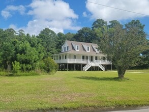 Building Photo - 1300 W Kitty Hawk Rd
