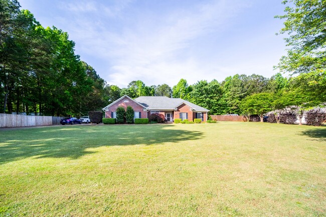 Building Photo - 35 Bridle Ct