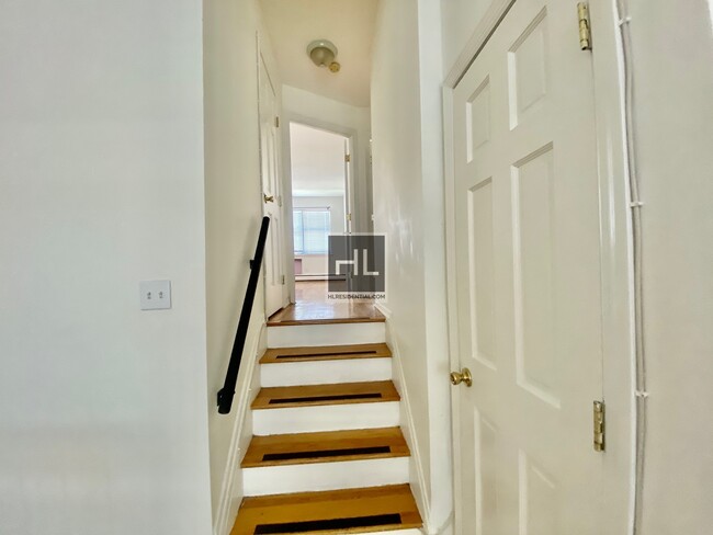 Foto del edificio - 78 STREET / Lindenwood / Howard Beach
