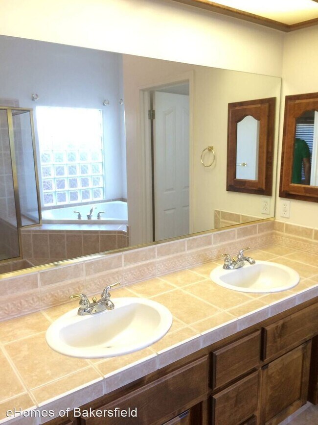 Foto del edificio - 3 br, 2 bath House - 11104 Southwales Ct