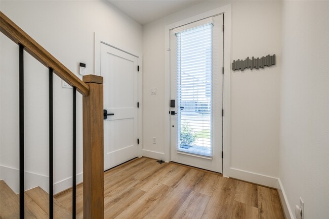 Foto del edificio - 412 N Nagle St