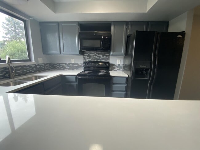 Photo - 18800 E Oregon Dr House