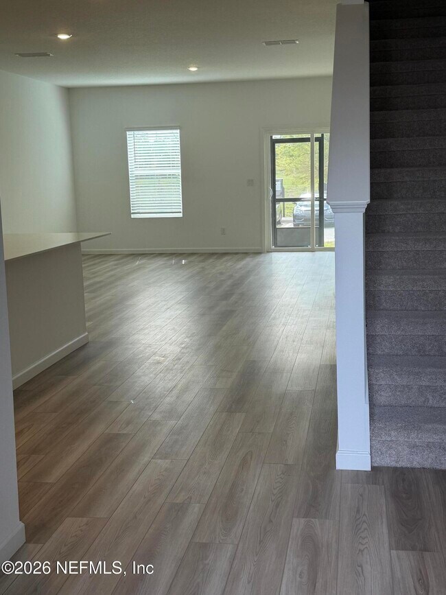 Foto del edificio - 3978 Mid Century St