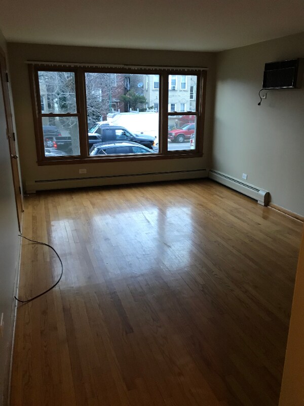 Foto del edificio - 5345 W Foster Ave
