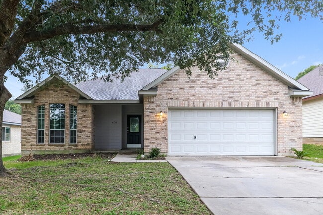 Building Photo - 606 Paradise Ln