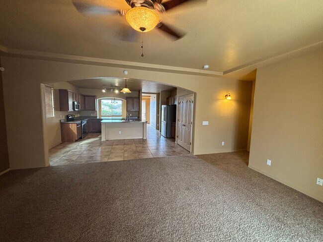 Foto del edificio - 5558 Wilder Dr