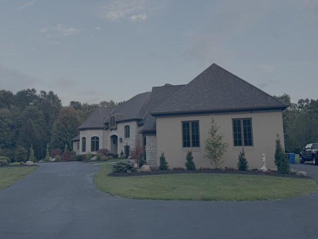 Foto del edificio - 9020 Whisperinghill Dr