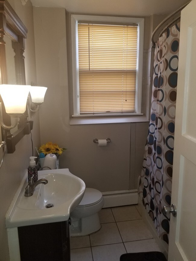 Foto del edificio - 5536 Nicollet Avenue, Unit 5