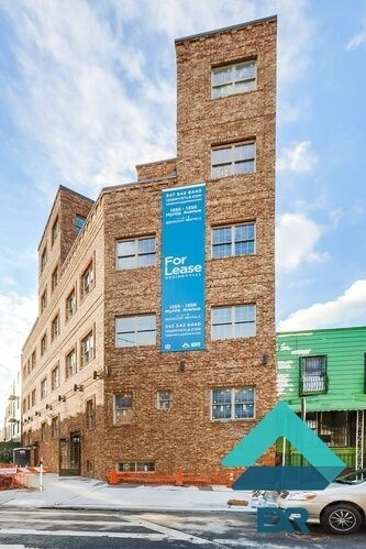 Building Photo - 1359 Myrtle Ave