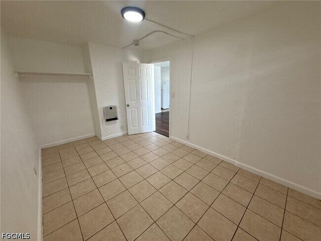 Foto del edificio - 3049 2nd St
