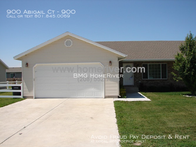 Primary Photo - 3 bedroom twinhome in Trailwood Village