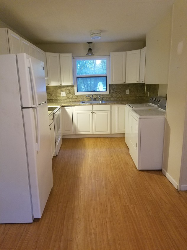 Foto principal - 58 Berlin Ave