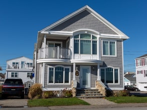 Building Photo - 747 Ocean Blvd
