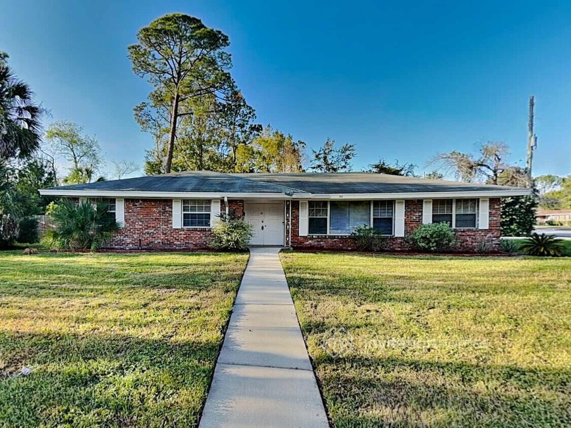 Primary Photo - 4529 Naranja Dr S