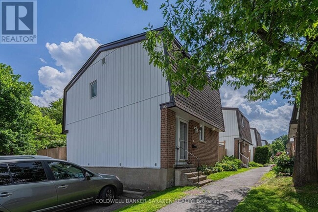 Photo du bâtiment - 837-837 Eastvale Dr