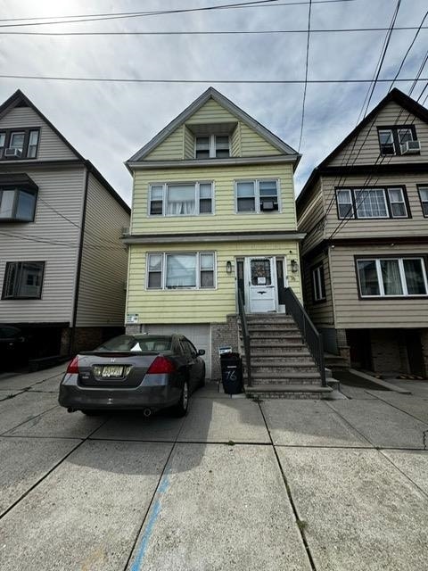 Primary Photo - 76 W 45TH St