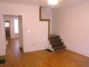 Building Photo - 324 E 19th Ave