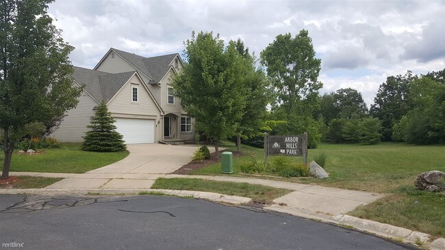 Building Photo - 4 br, 2.5 bath House - 3477 Ashburnam Rd