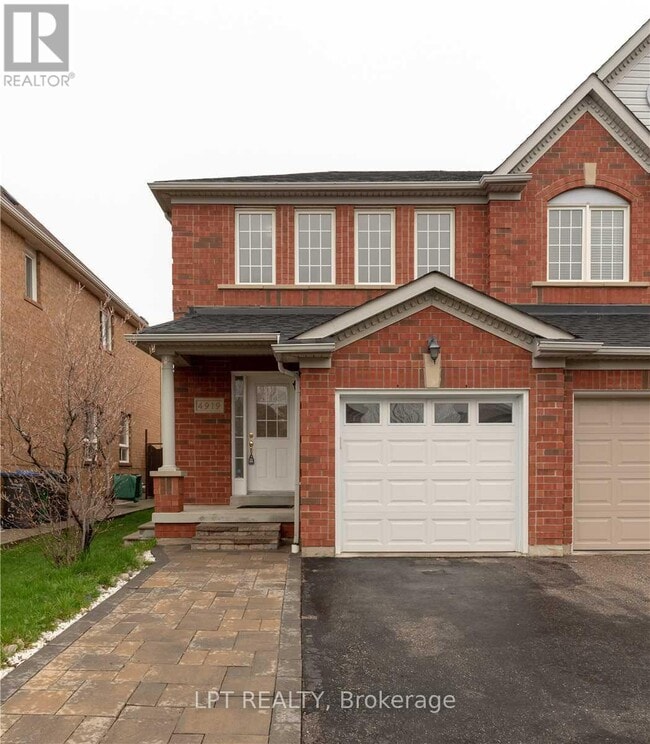 Building Photo - 4919 Southampton Dr