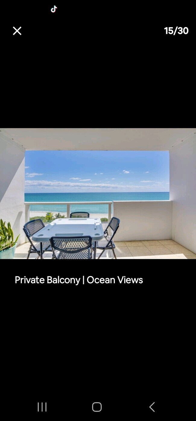 Foto del edificio - 5445 Collins Ave