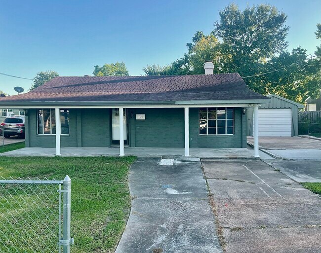 1105 Lee Ave, Port Neches, TX 77651 House Rental in Port Neches, TX