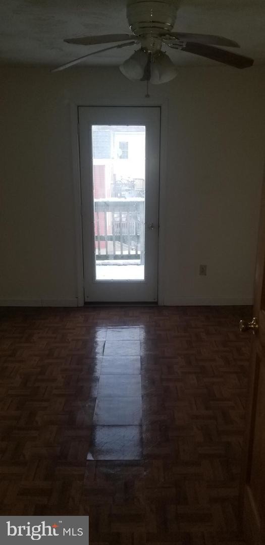 Foto del edificio - 292 N Washington St