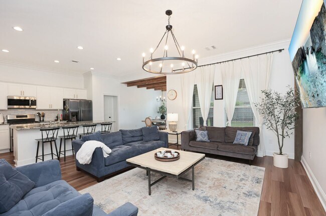 Foto del edificio - Clean 3 bed 2 bath home in quiet neighborh...