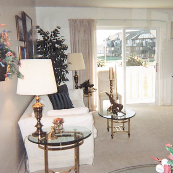 Aspen Ridge Apartments 1000 Lucerne Dr Menasha, WI