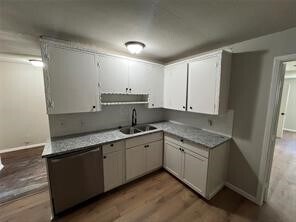 Building Photo - 3006 Dacca Dr