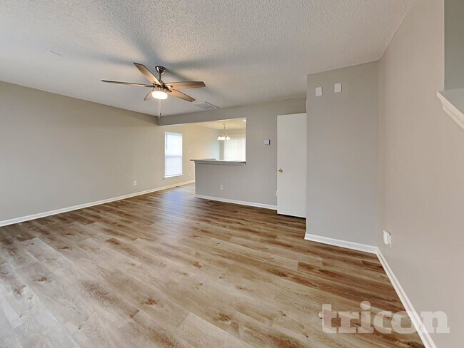Building Photo - 5818 Greenway Vista Ln