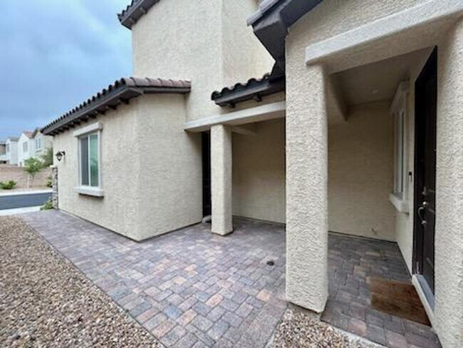 Building Photo - Great 2 Story Home in Skye Canyon w/ separate bonus room (casita) - 4 Bedrooms