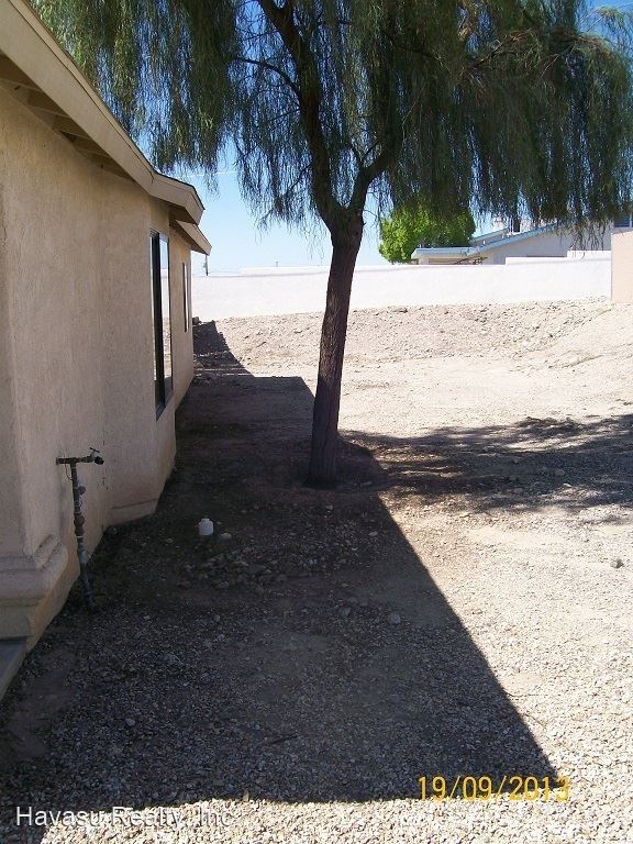 Building Photo - 3 br, 2 bath House - 3017 Caliente Drive