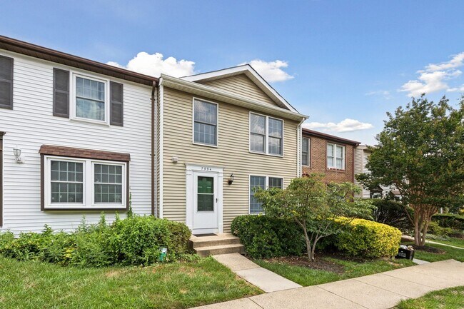 Foto del edificio - 7994 Tyson Oaks Cir