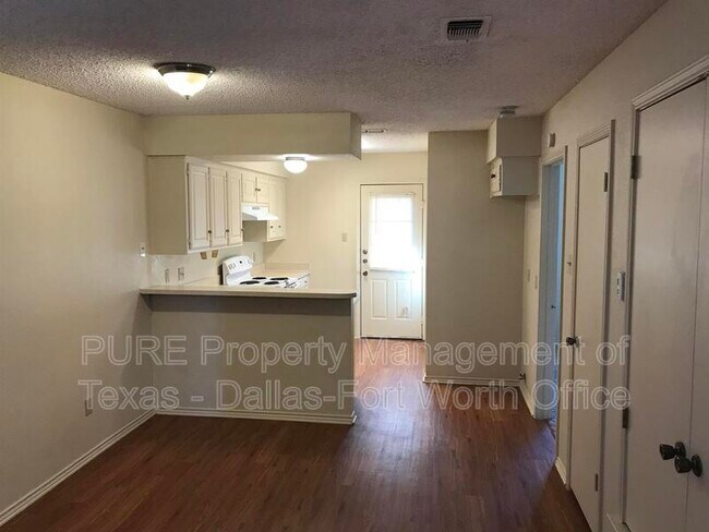 Building Photo - 6258 Canyon Circle