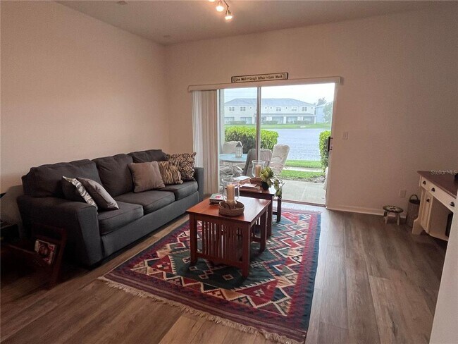 Foto del edificio - 9315 Flowering Cottonwood Rd