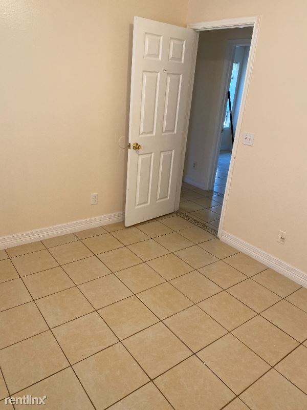 Building Photo - 4 br, 2 bath House - 2606 Marlin Dr