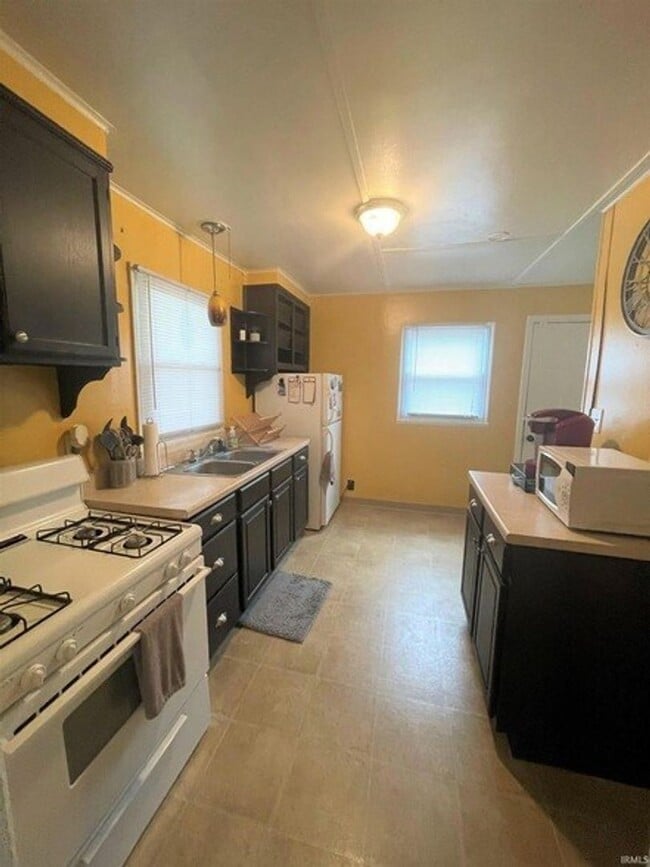 Foto del edificio - 416 S Eastside Dr