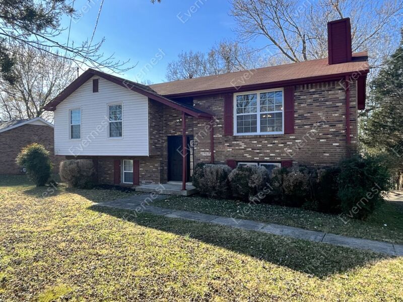 Primary Photo - 922 Dominion Dr