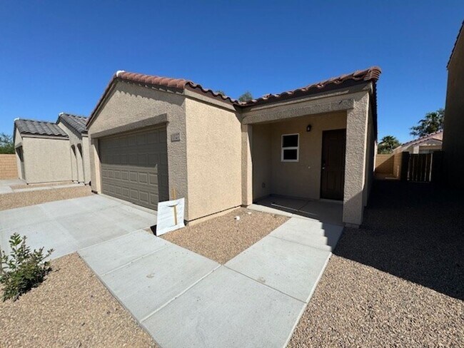 Building Photo - 3BR, 2BA Brand New Home with Garage in Gat...