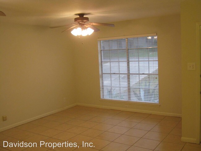 Building Photo - 3 br, 2 bath House - 3022 Sir Phillip