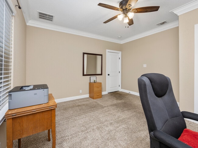 Foto del edificio - 1826 W French Pl