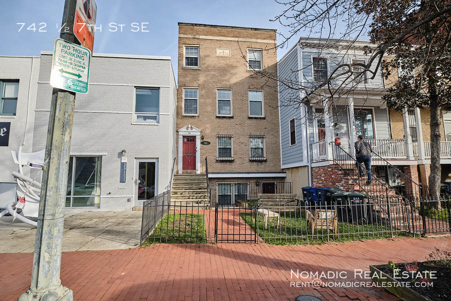 Primary Photo - Fabulous one bedroom, one bathroom condo i...