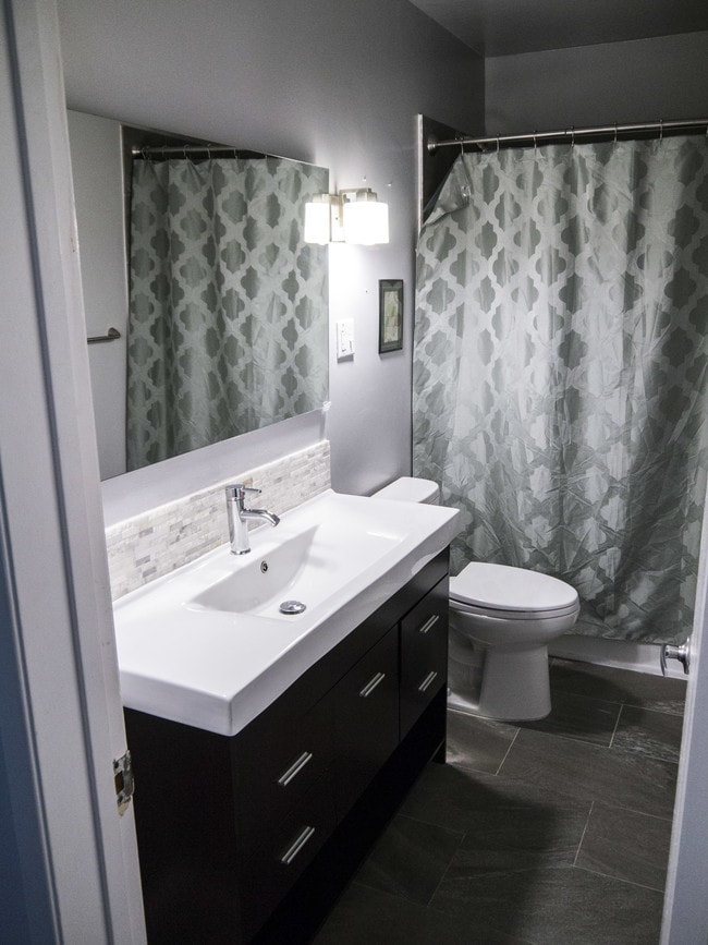 Bathroom - 810 Orange Grove Avenue