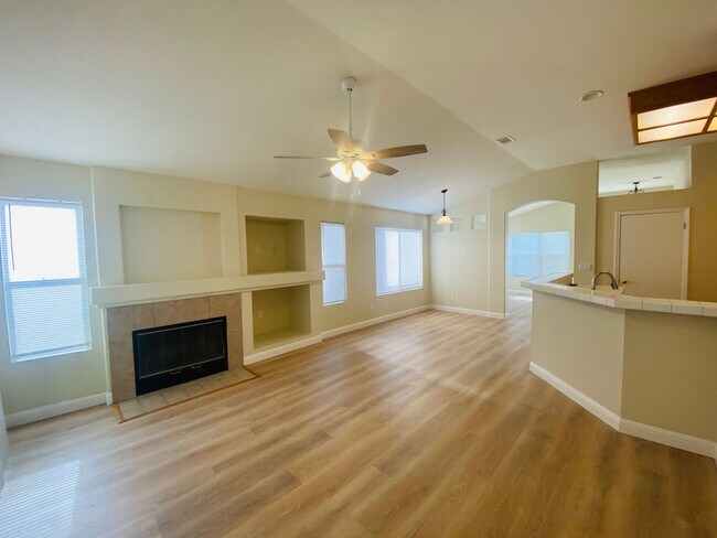 Foto del edificio - Fully Renovated Single Story