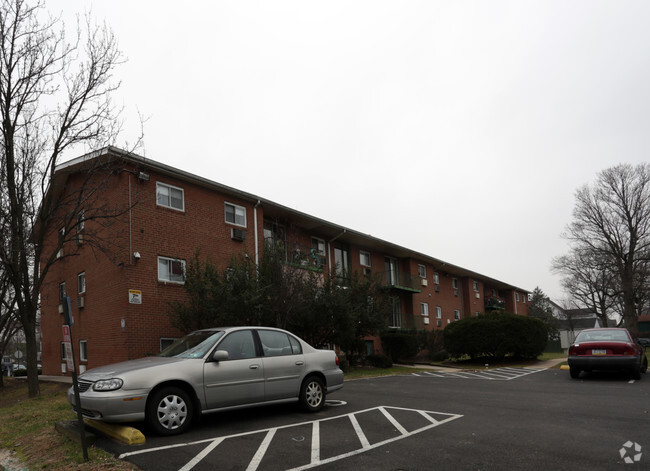 Building Photo - Robert Morris Apartments