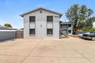 Building Photo - 1050 W University Dr