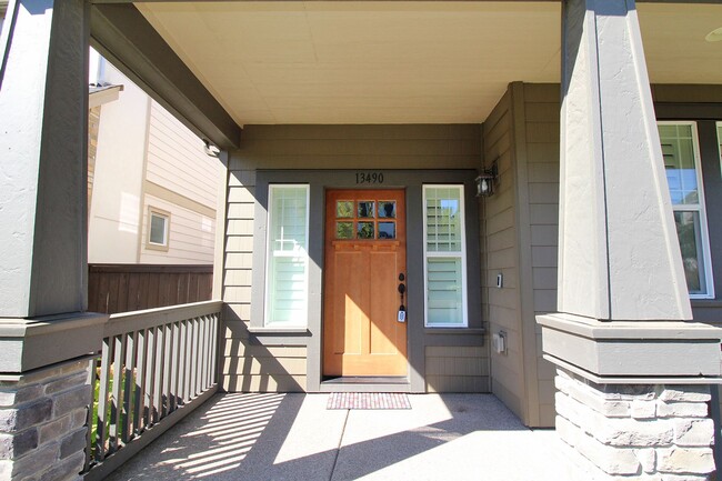Building Photo - 13490 SW Calabash Terrace
