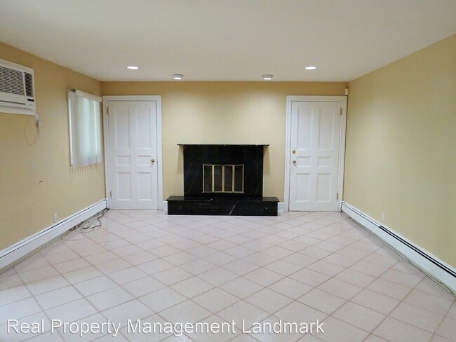 Building Photo - 5 br, 2.5 bath House - 3320 Park Avenue