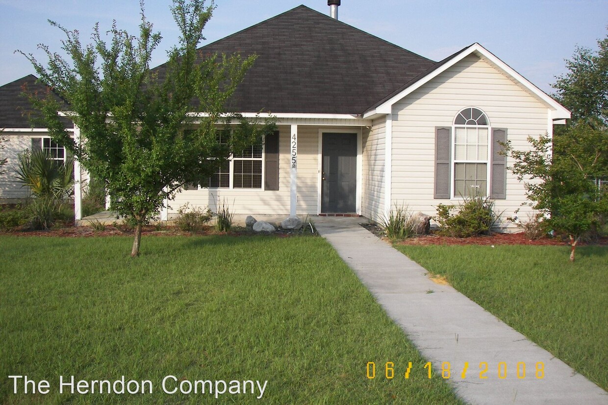 Foto principal - 3 br, 2 bath House - 4255 Shadowwood Drive