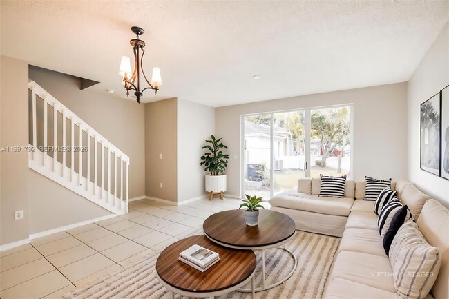 Foto del edificio - 2281 NE 42nd Cir